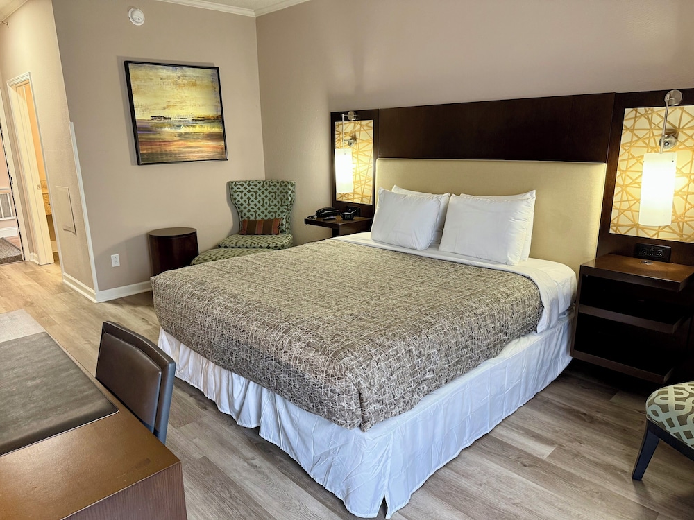 Coastal Comfort Hotel