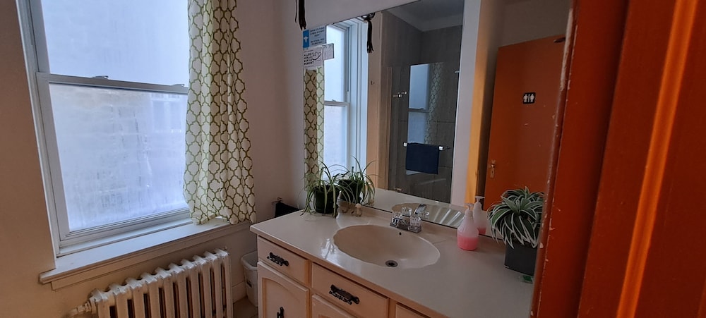 Auberge Jeunesse Magog-Orford (Hostel)