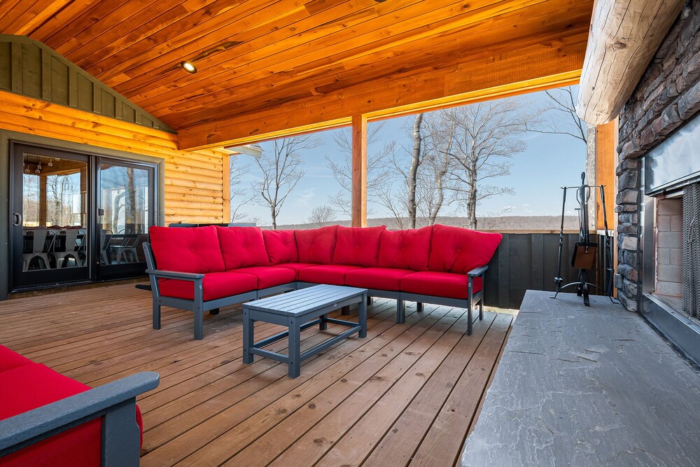 Mountain Crest Lodge - Property Image 21