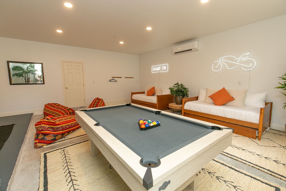 Spicewood Lodge W/pool, Hottub - Property Image 6
