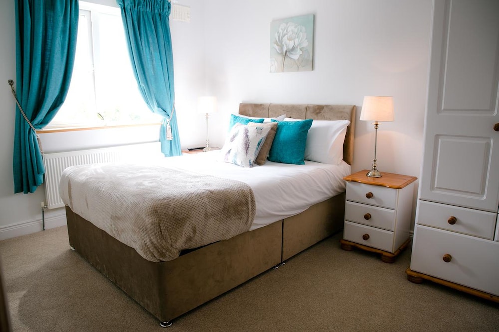 Farmleigh Guesthouse Donegal Town view 2