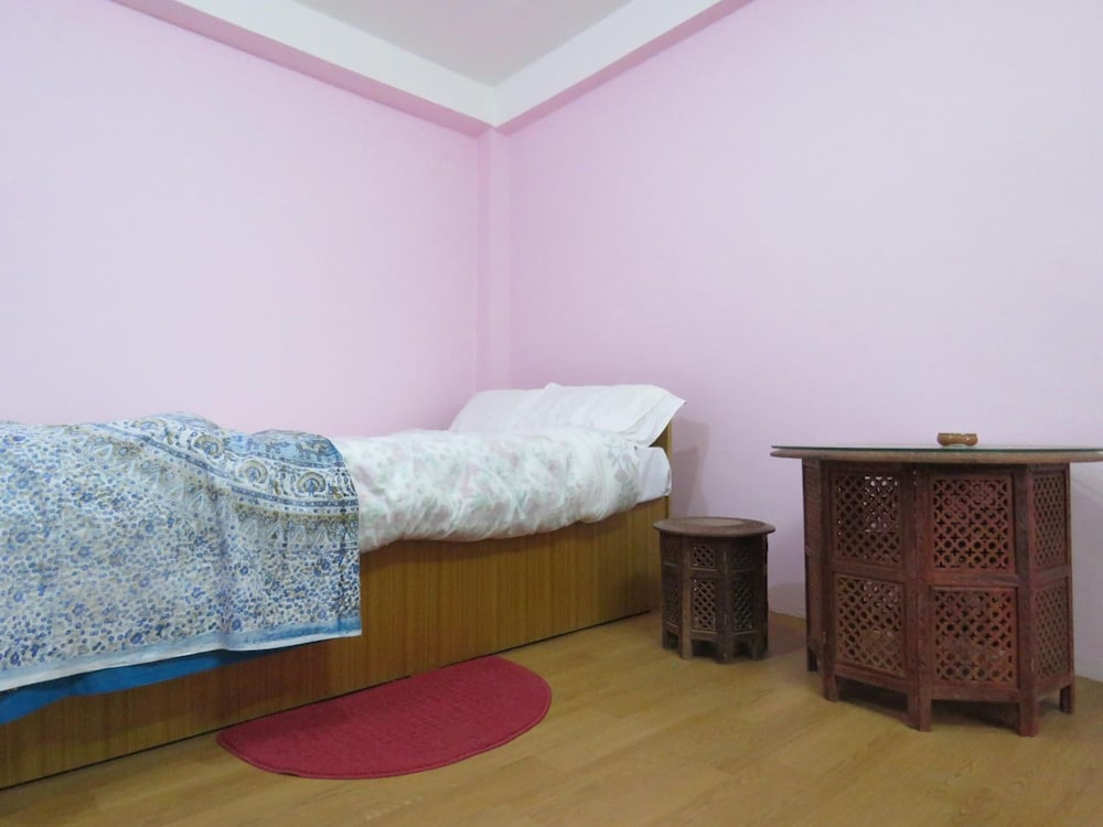 Friend's Guest  House
