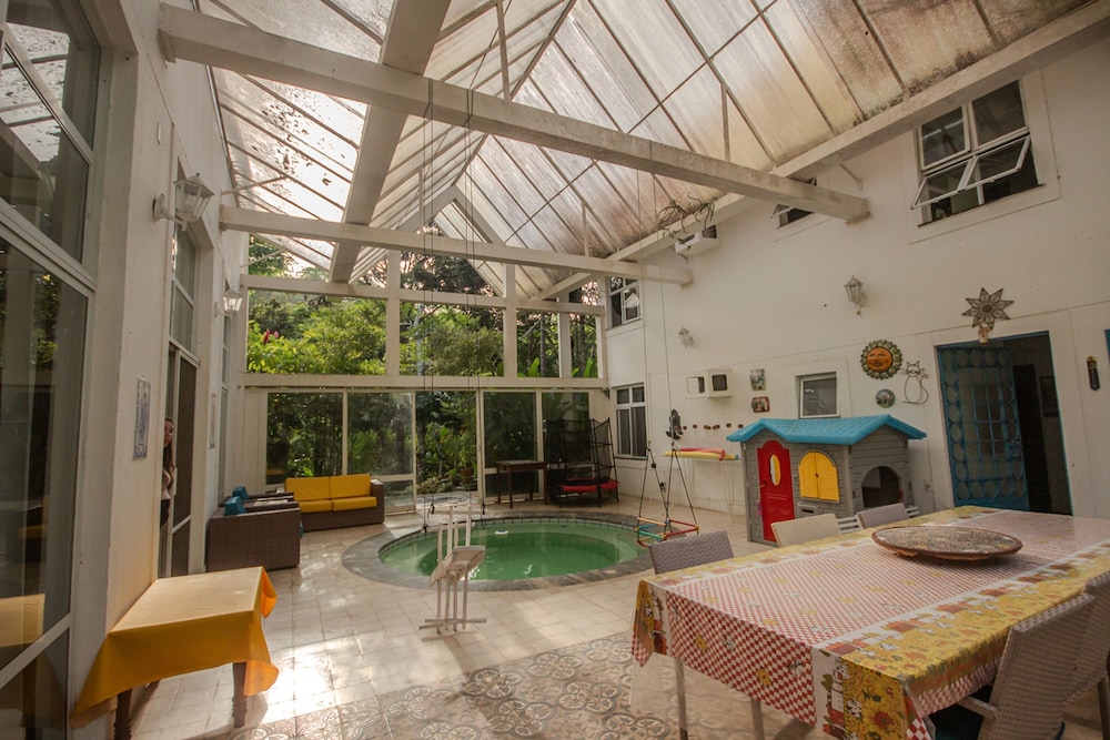 Ch Cara Completa c Wifi Piscina Sauna Churrasq