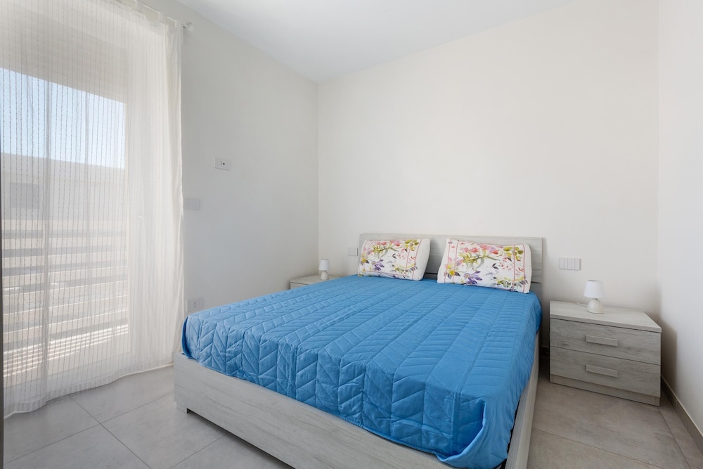 3399 Bina House by Barbarhouse view 3