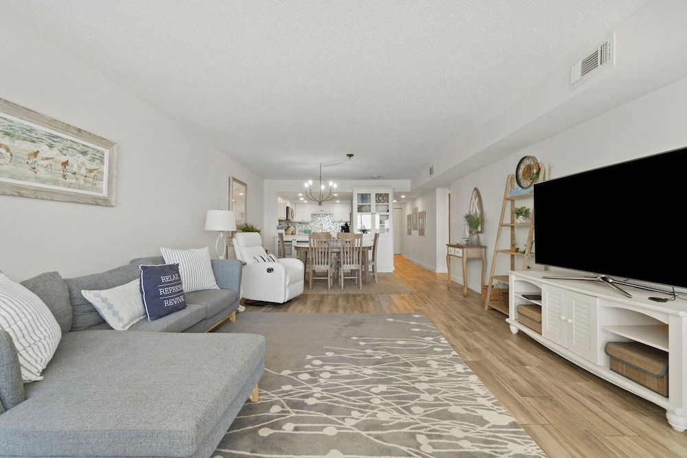 Edgewater West 65