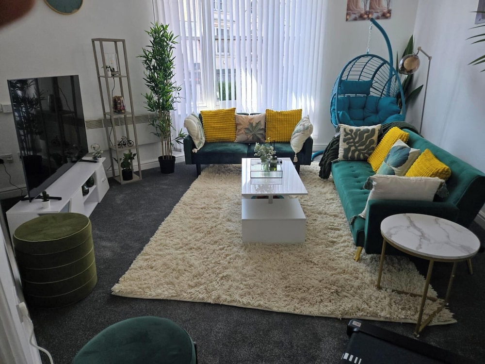Glams Cozy City Apartment in Wolverhampton