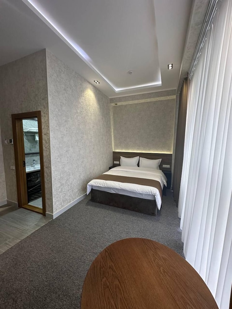 The loren hotel