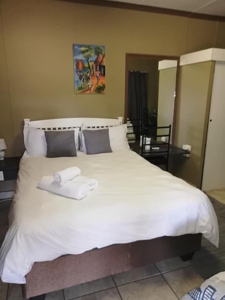 La Lucia Guest House view 5