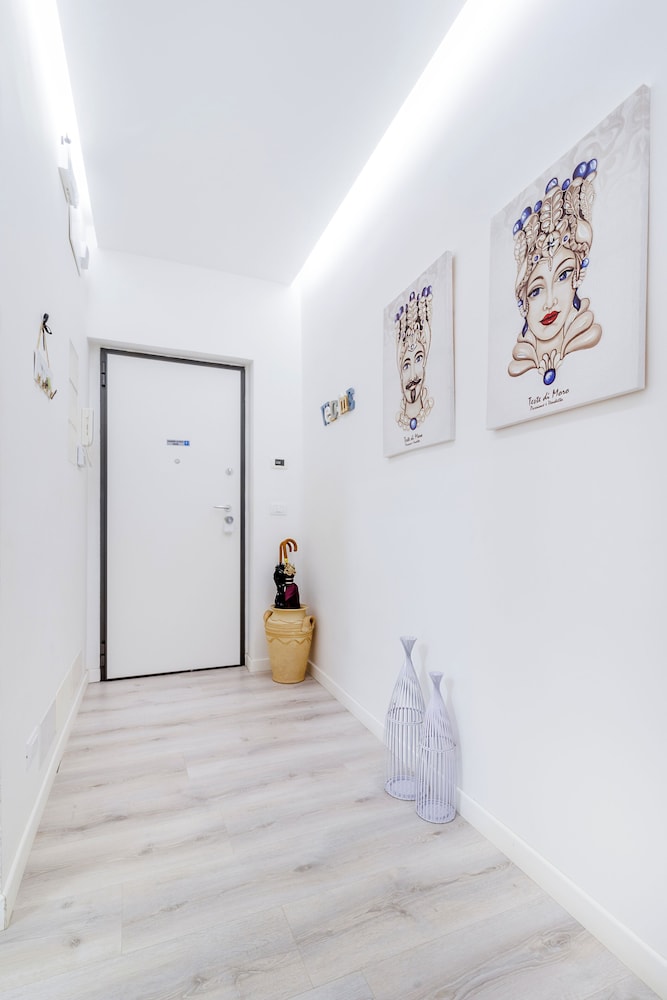 Heart City Rooms