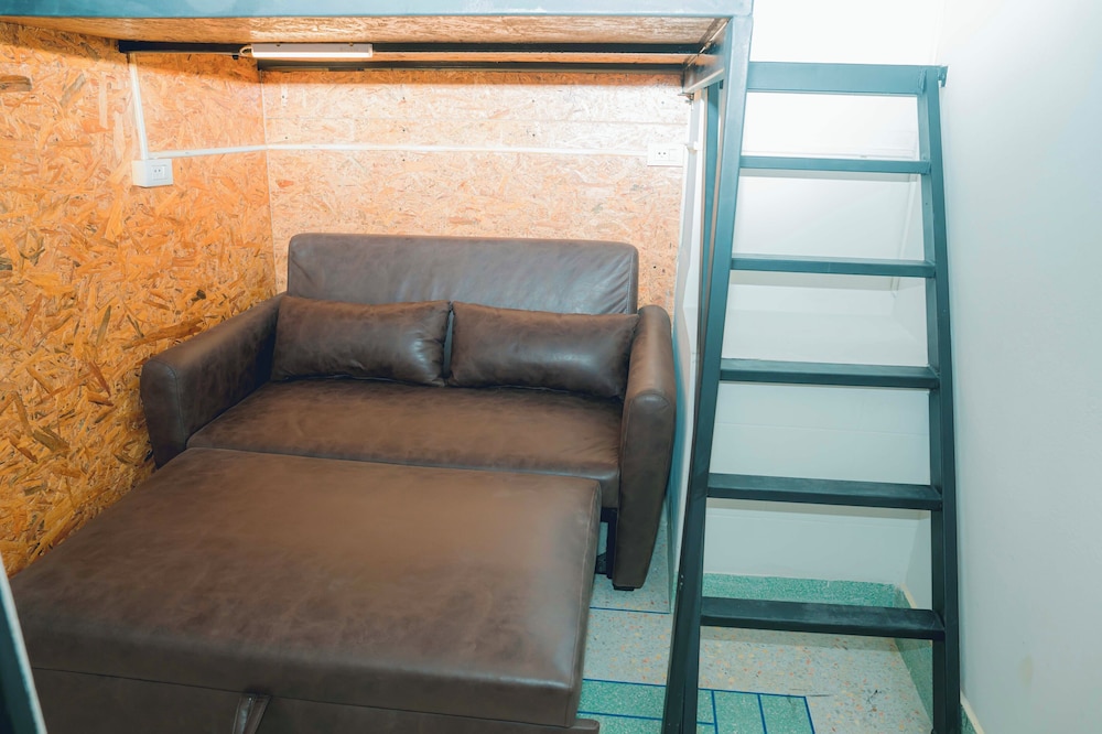 Comfy Corner Hostel