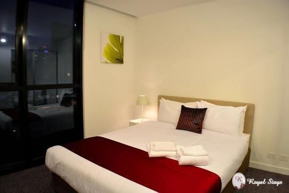 Royal Stays Apartments Docklands