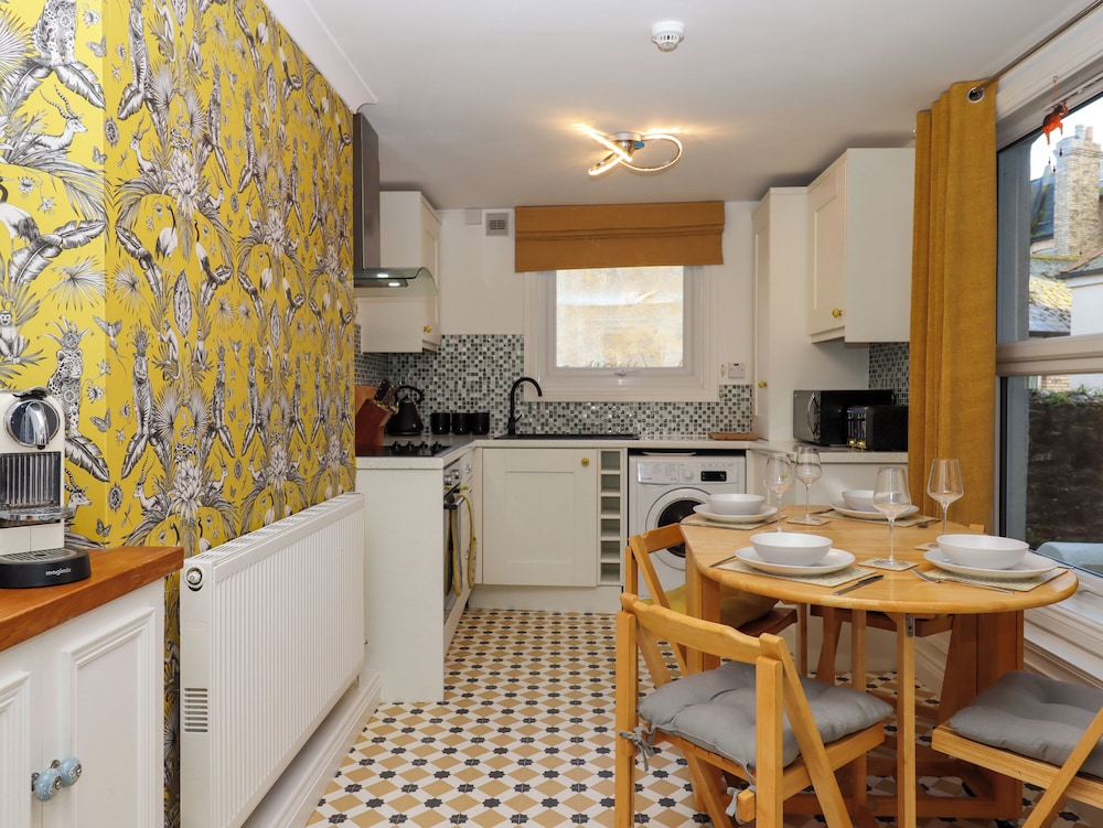Flat 2