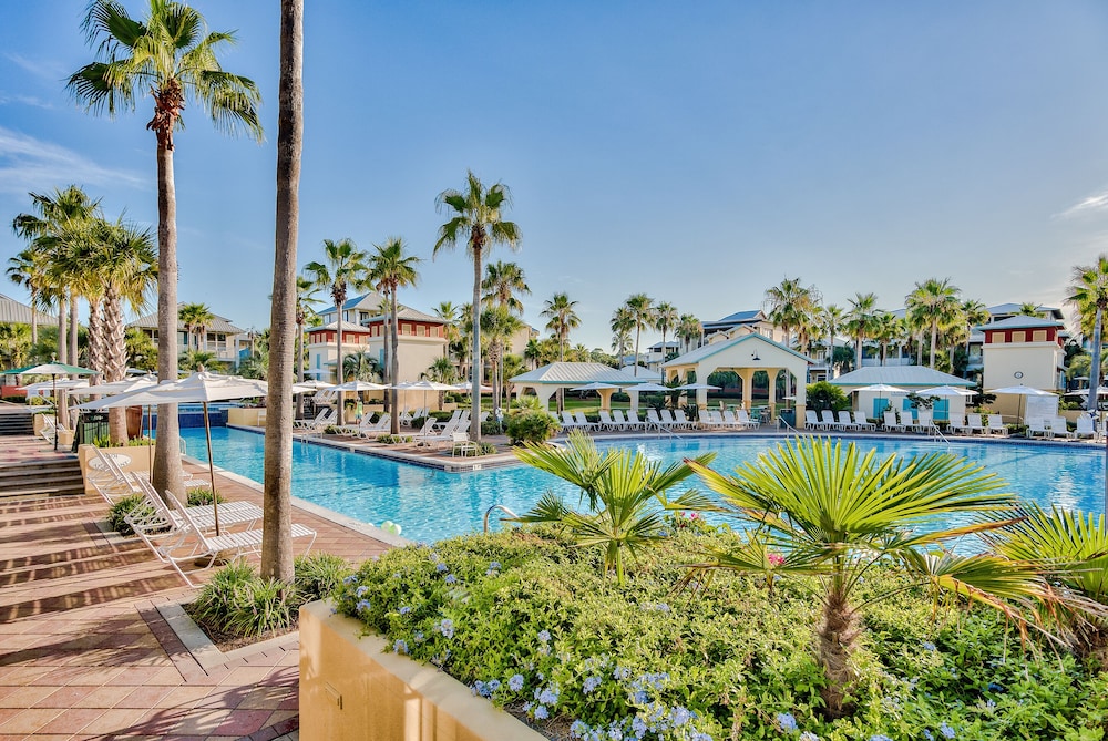 Villas of Seacrest Beach on 30A by Panhandle Getaways