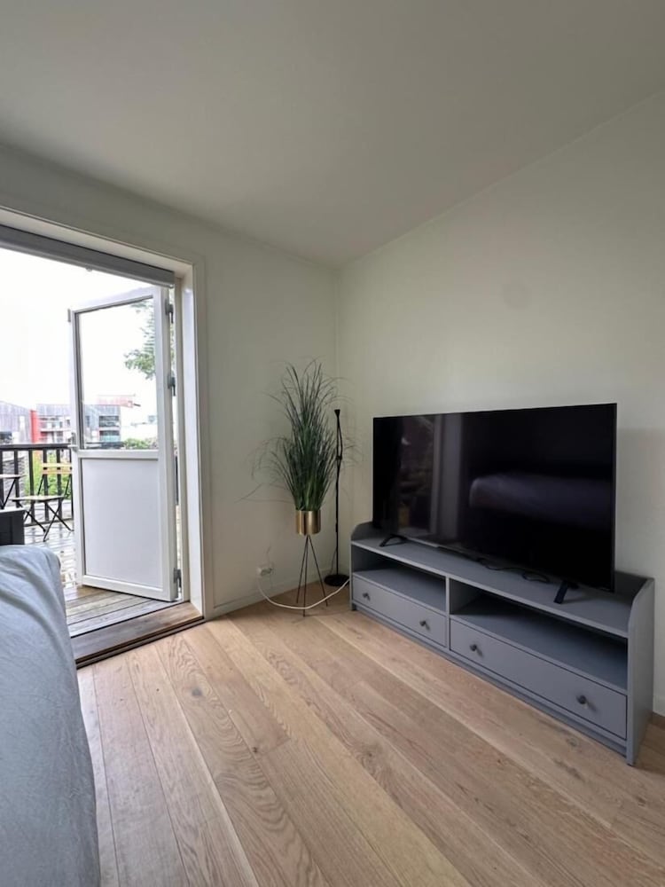 Deluxe Central 2 Bedrooms With View and Underground Garage in Stavanger