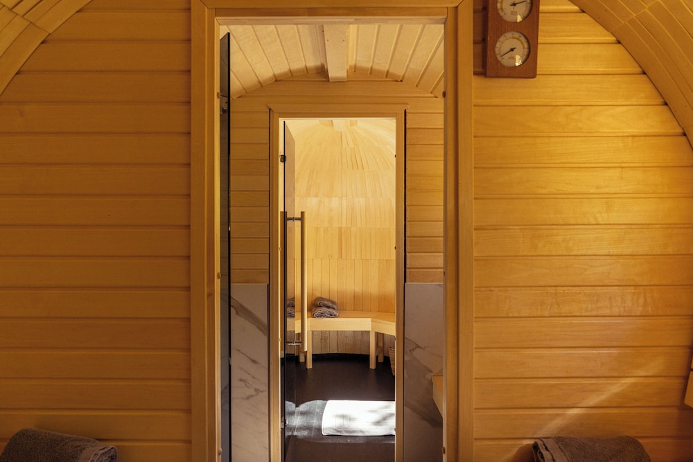 LA FORESTALE Luxury Ecolodge