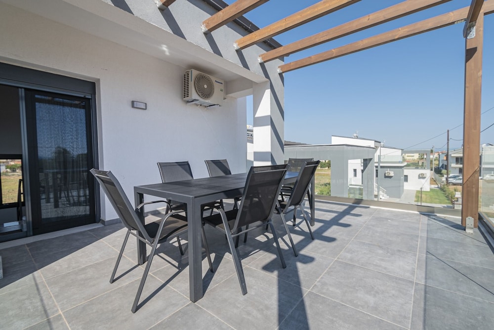 Asteria Mare 1 by Travel Pro Services