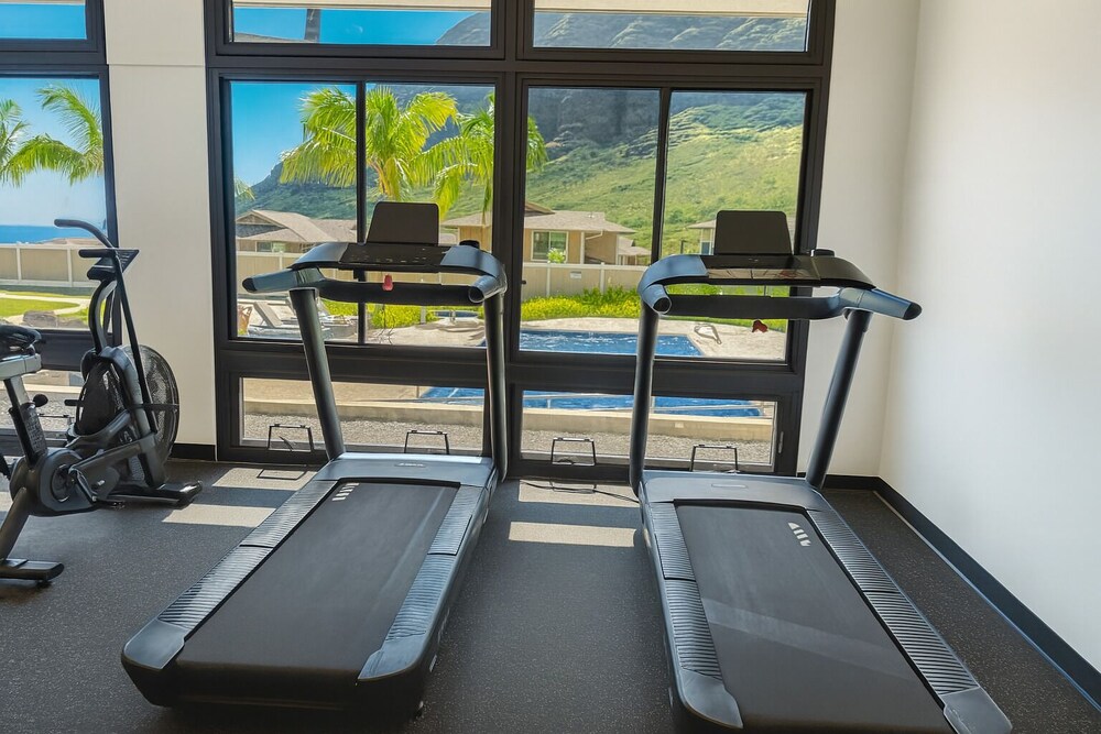 @ML Ocean View, Golf, Gazebo and Bbq, we Have All!