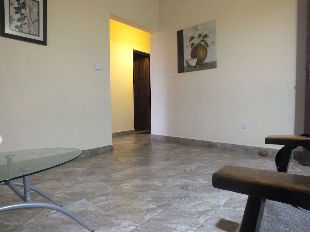 Hillsview Rest and Guest House view 2