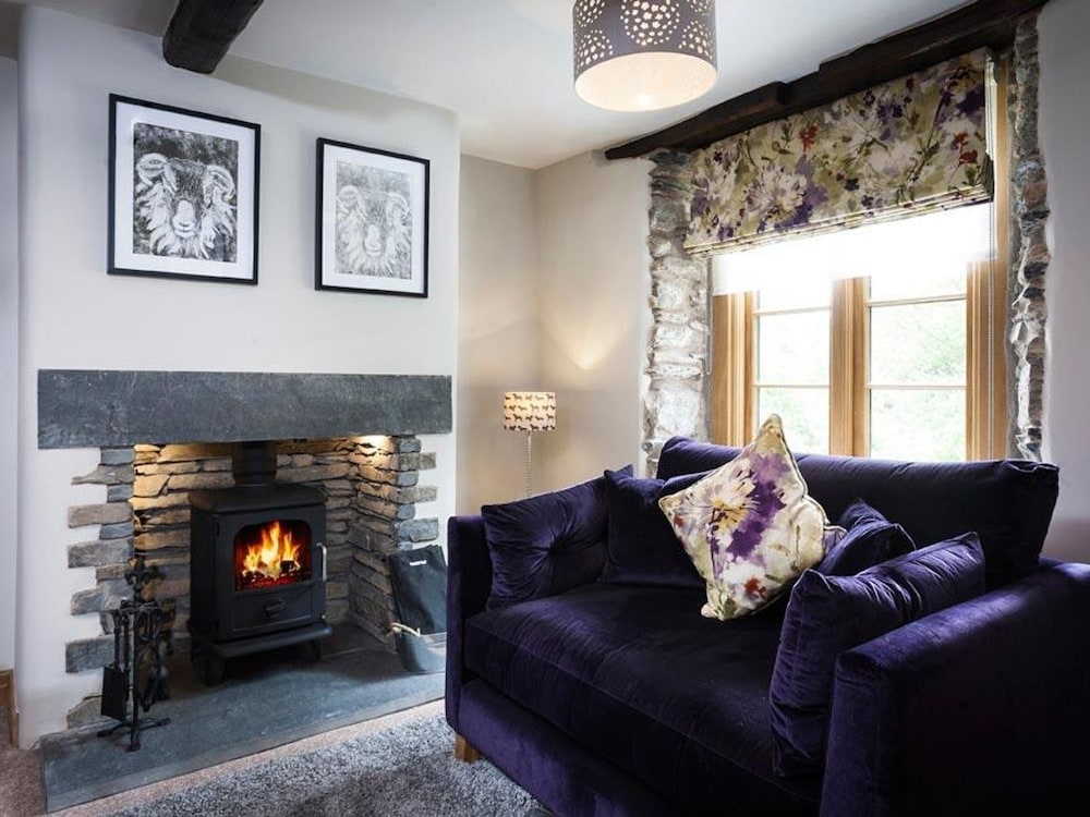 The Cosy Peacock
