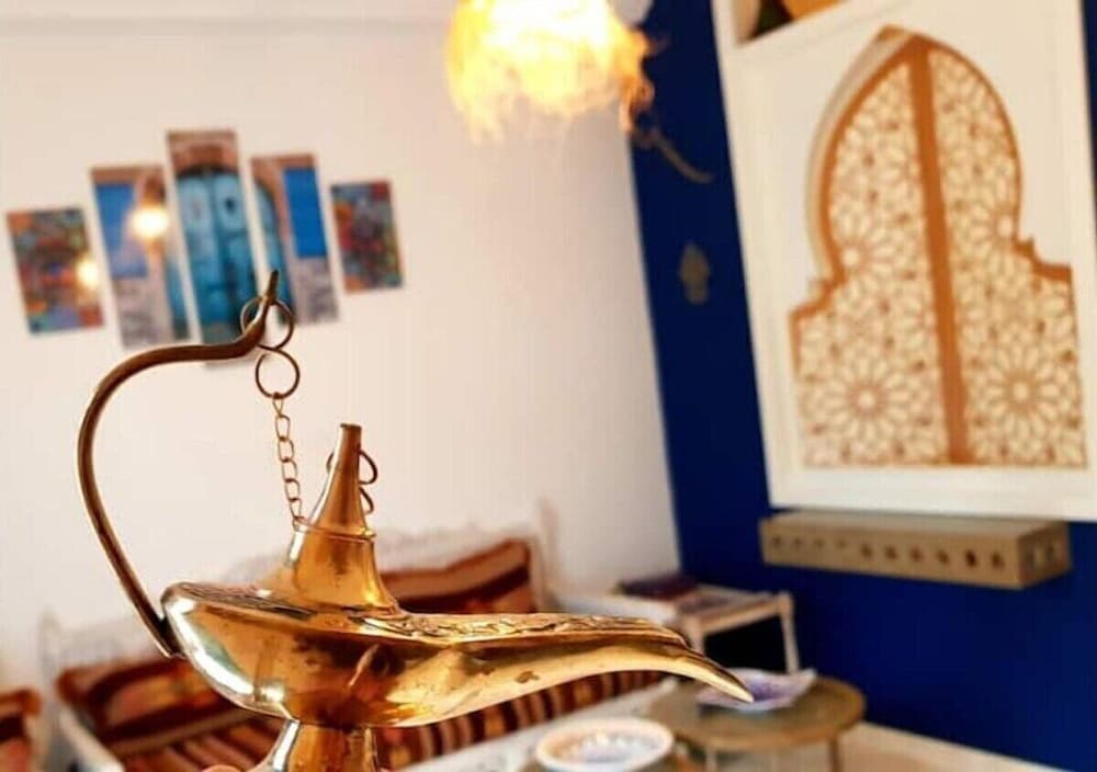 Welcome to Dar Jaafar! Cozy Arabesque Style Holiday House in la Marsa Tunisie