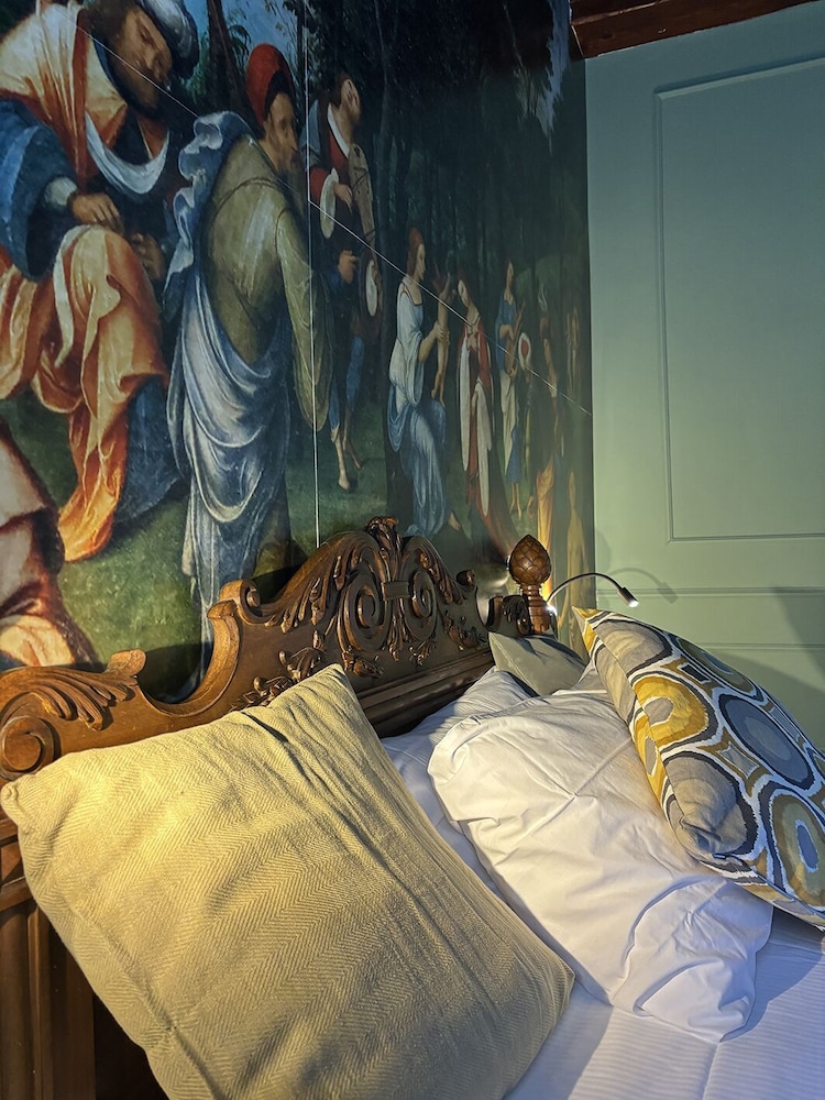 La Celeste Galeria