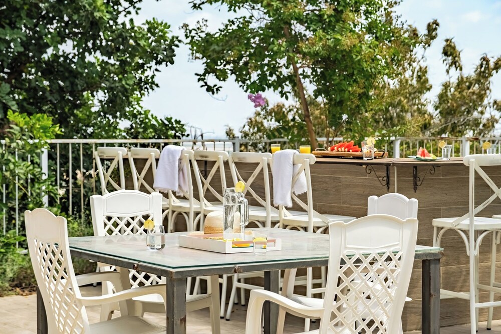 Rosh HaNikra Garden Villa by Sea N' Rent