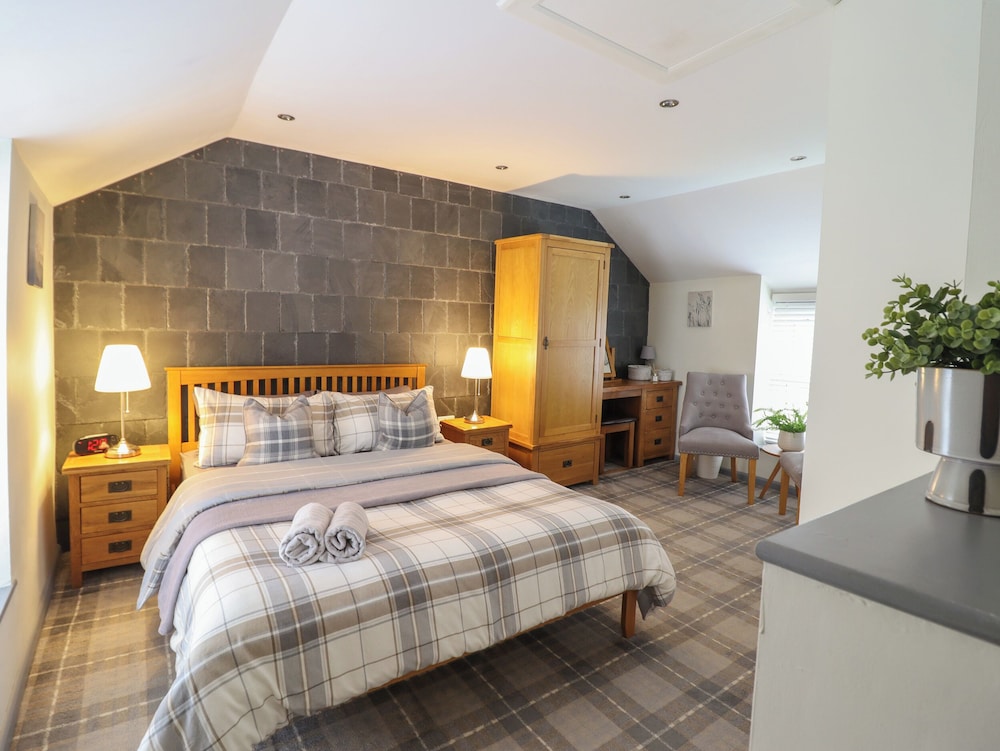 Arthurs Cottage view 5