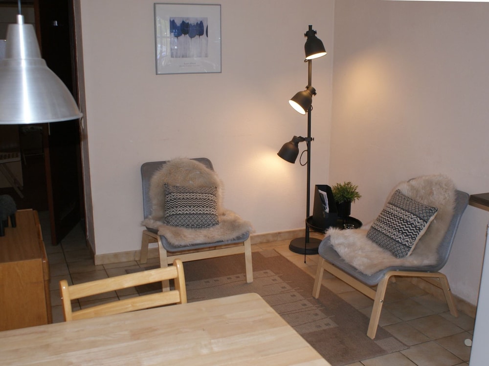 Peaceful Bohon Apartment view 5