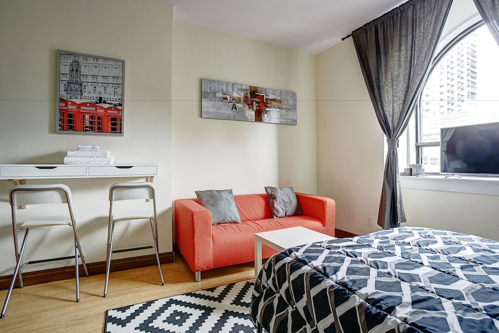 Destination Stays Montreal Downtown - Image 4