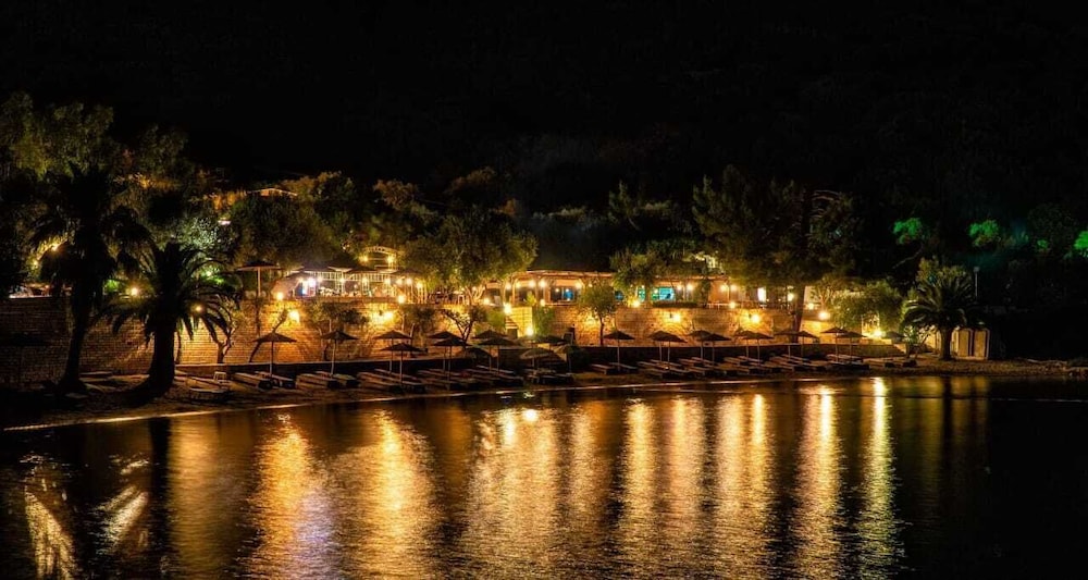 Plataria Seaside Resort