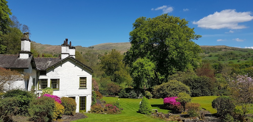 Foxghyll Country House B&B