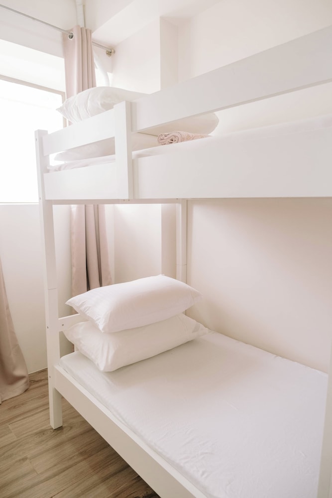 Spacious & Bright Family Escape