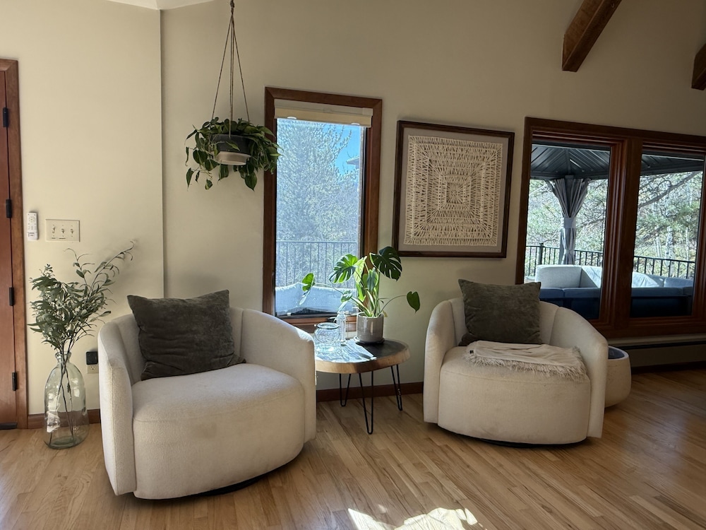 Rollinsvilla 3 Bedroom Home