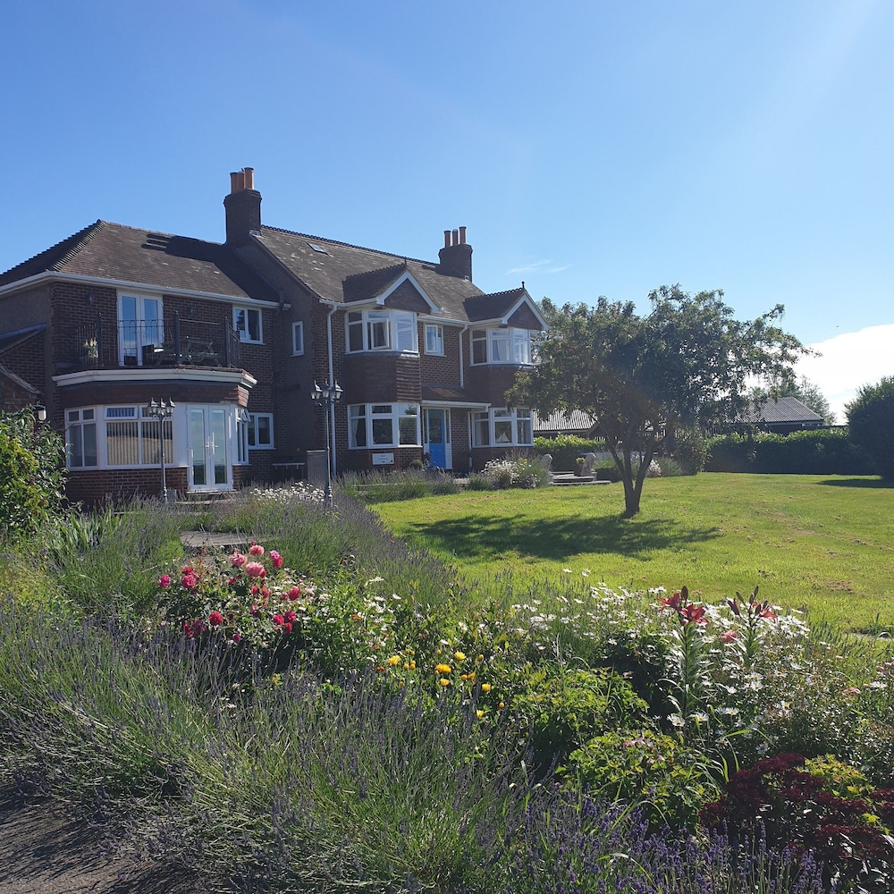 The Moorhead Bed & Breakfast