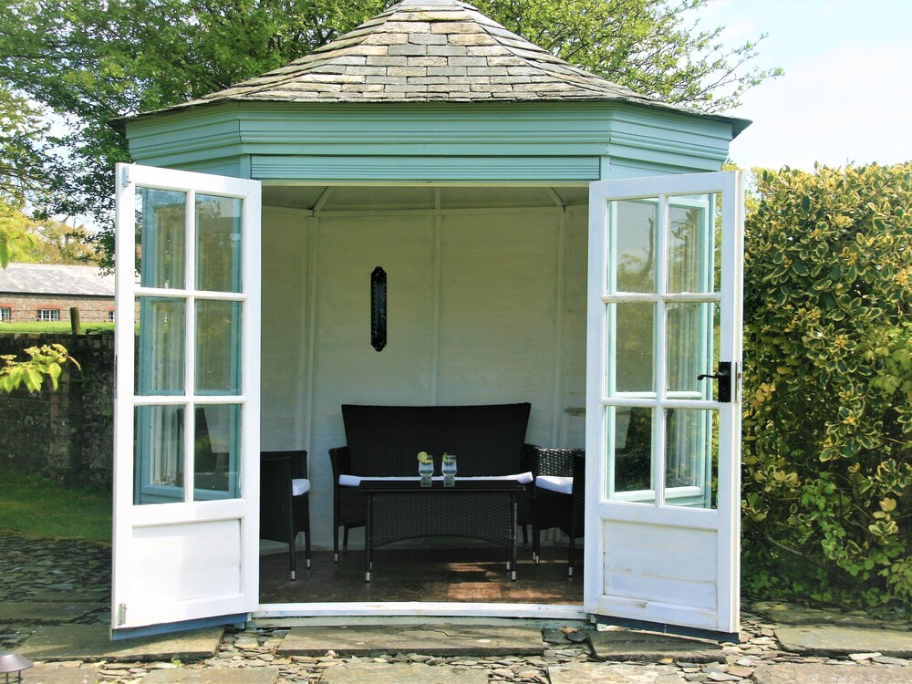 Holsworthy Vacations - Glebe House Cottages - Property Image 2