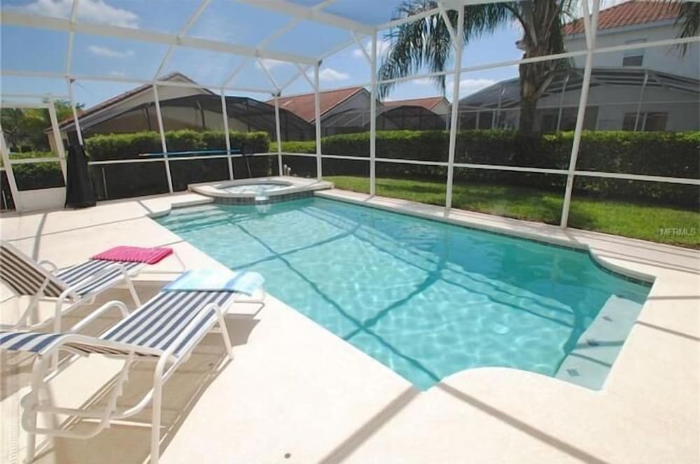 Tuscan Treat 5 bedrooms view 4