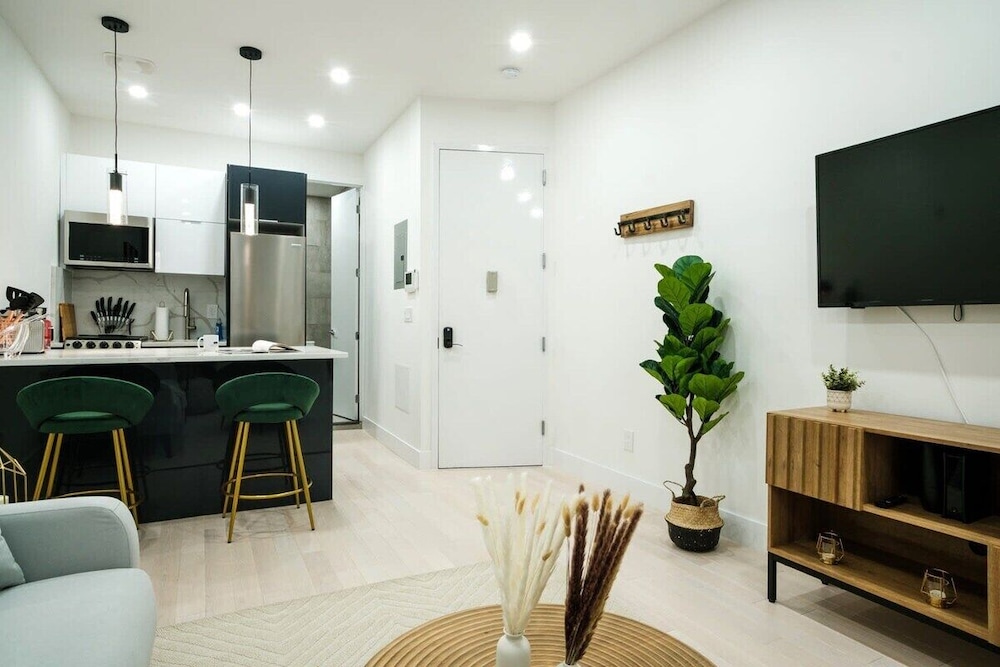 317 UES Apartments