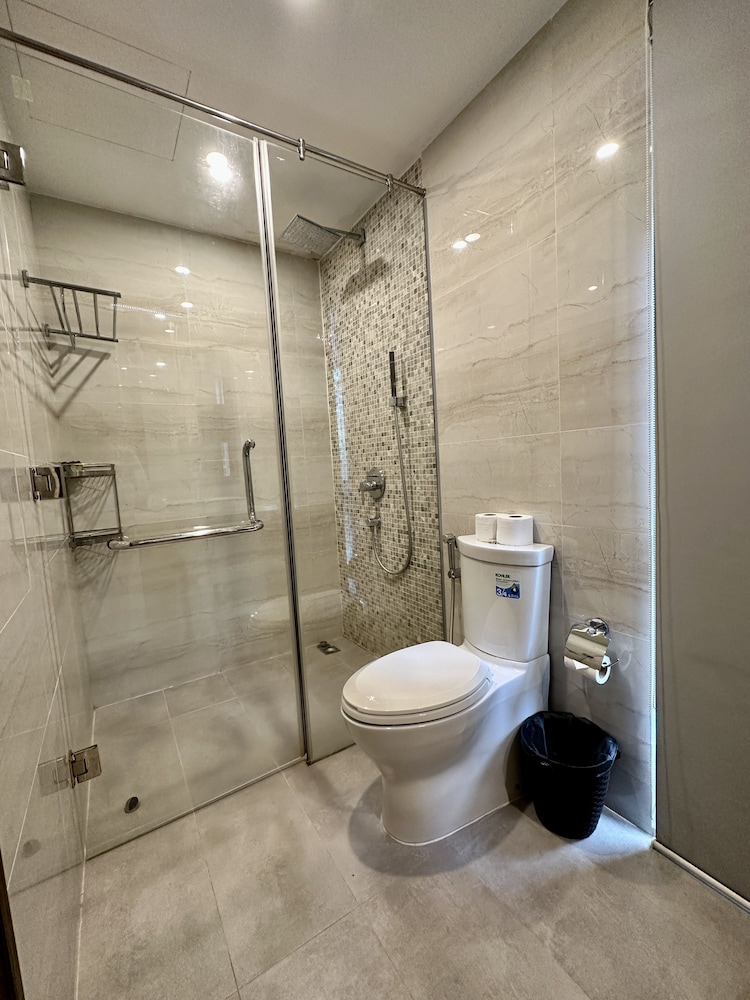 Beach villa 3BR private swimming pool view 5