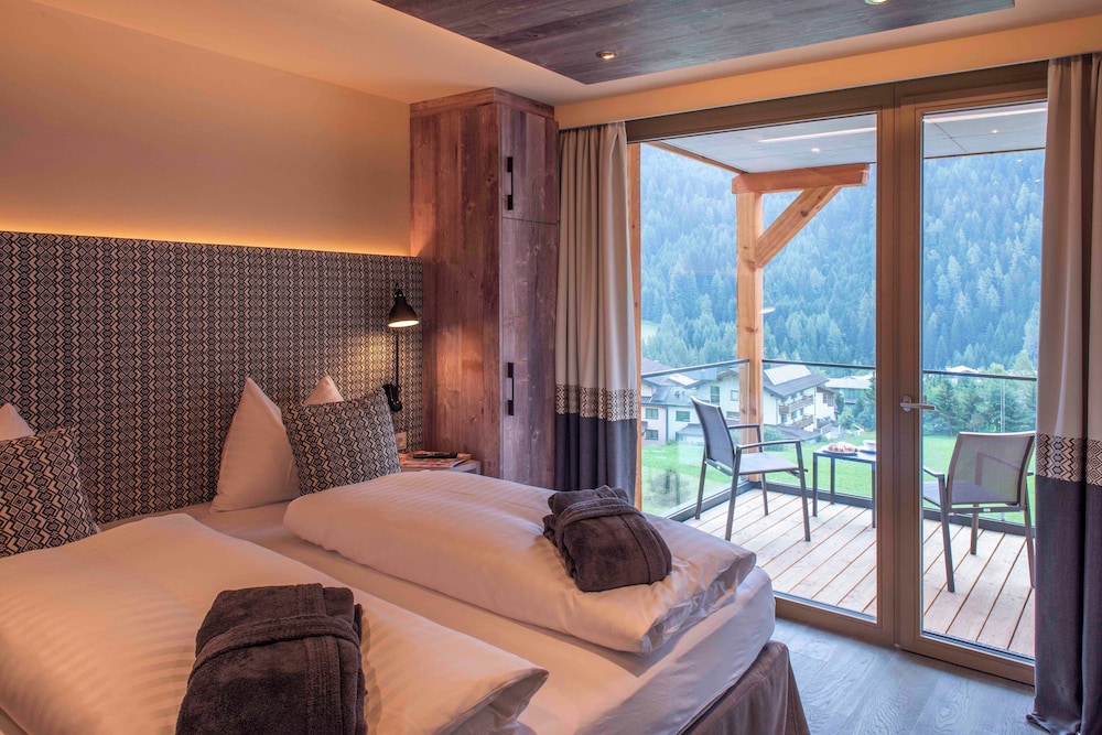 Mountain Spa Residences