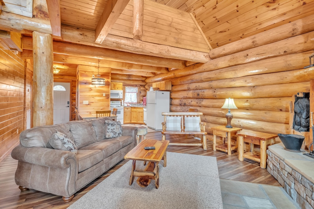 Sky Views - Panoramic Views 2 Bedroom Cabin by Heavenly Views Resort view 5