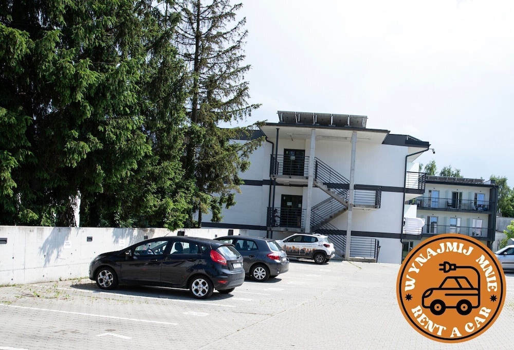 Adler Apartments