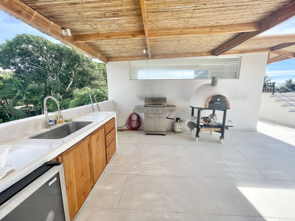 Ocean View Beach House with Pool - Hermosa Palms 44