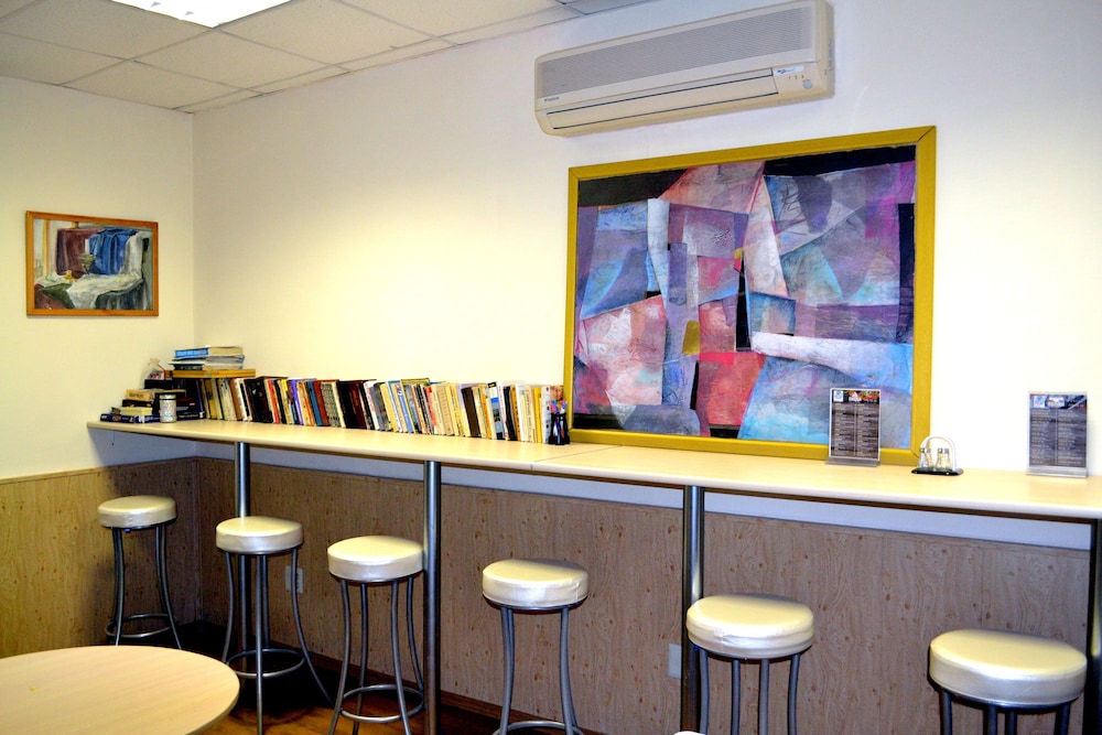 Nerazluchniki - Hostel