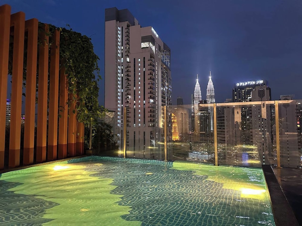 Majestic Residence KLCC By Flixhome
