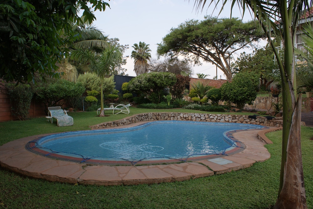 Premier Guest Lodge