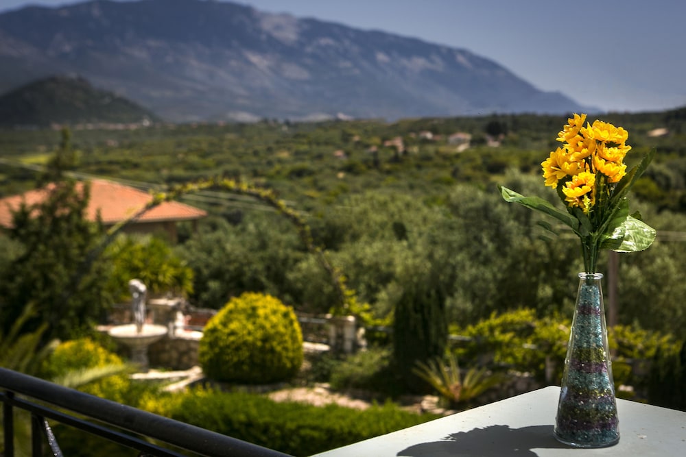 Evi's Gardens