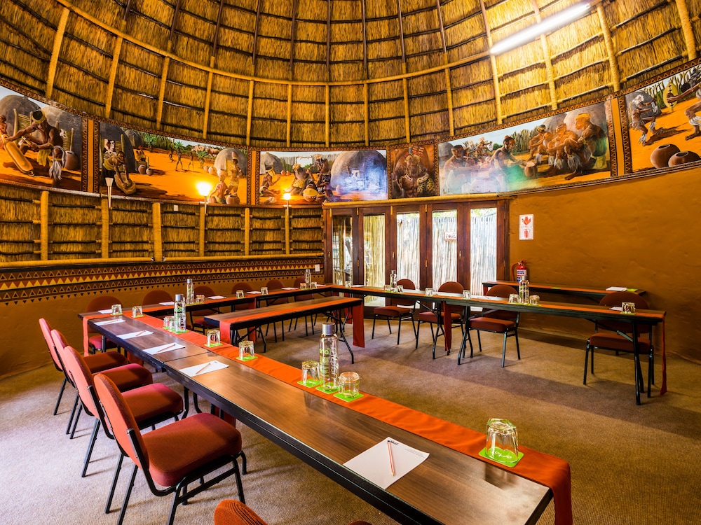 aha Lesedi Cultural Village