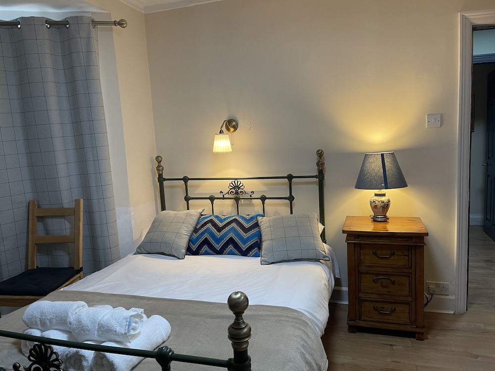 Oxford Vacations - Hollybush Guest House - Property Image 34