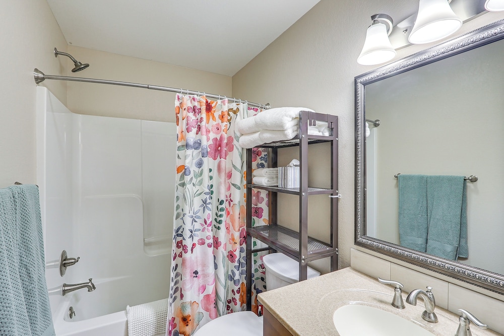 2 Mi to Main Street: Family Home in Winfield!