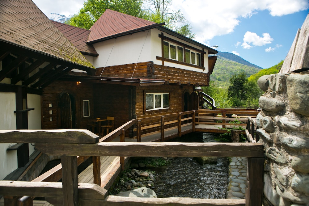 Cherepanovs' Guest House